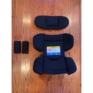 Nuna Rava Infant Car Seat Insert | Black
